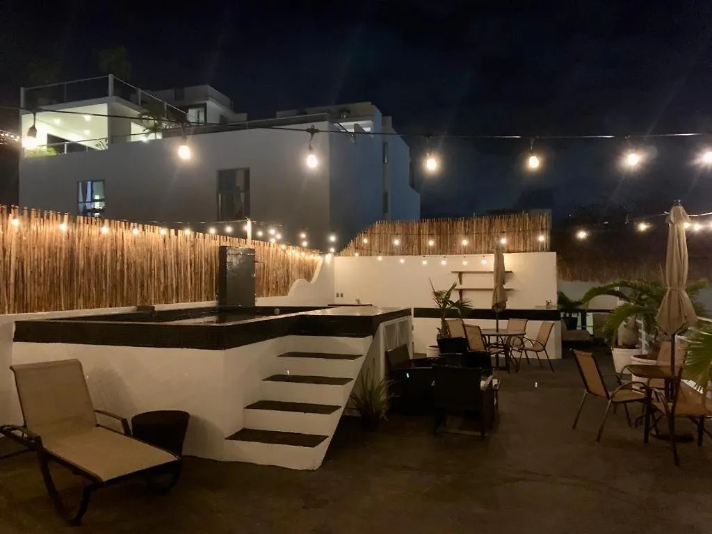 Silversands Hotel Boutique - 5Th Ave Плая-дель-Кармен