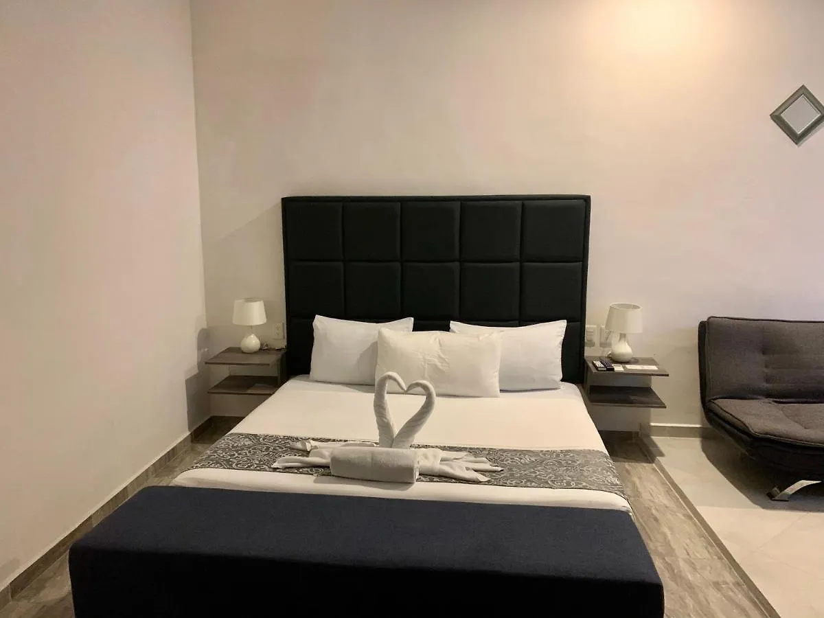 Silversands Hotel Boutique - 5Th Ave Плая-дель-Кармен