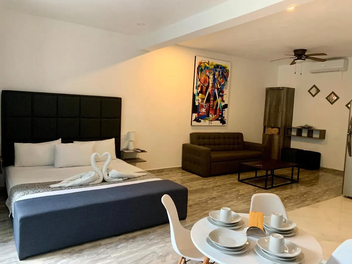Silversands Hotel Boutique - 5Th Ave Плая-дель-Кармен